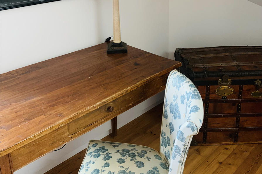 Chambre location vacances Salin de Giraud Maébrilu